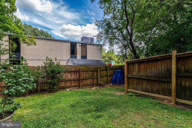 2113 N LINCOLN ST, Arlington, VA 22207