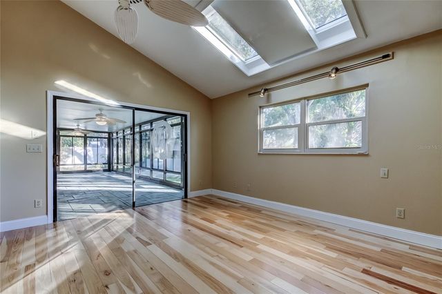 9466 127TH AVENUE, Largo, FL 33773