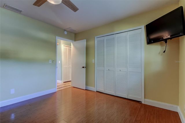 9466 127TH AVENUE, Largo, FL 33773