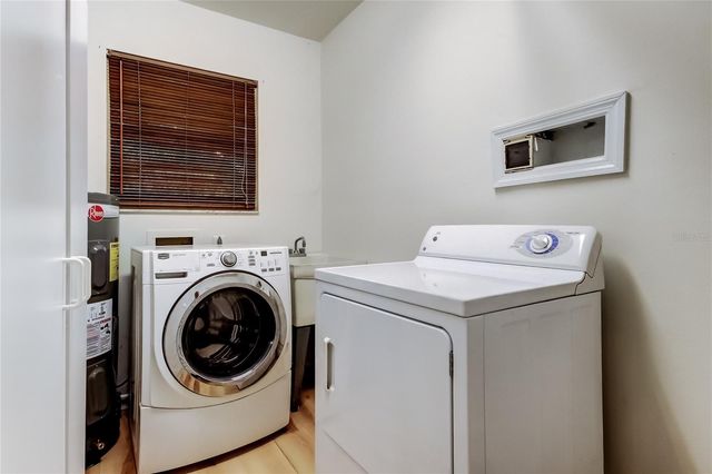 9466 127TH AVENUE, Largo, FL 33773