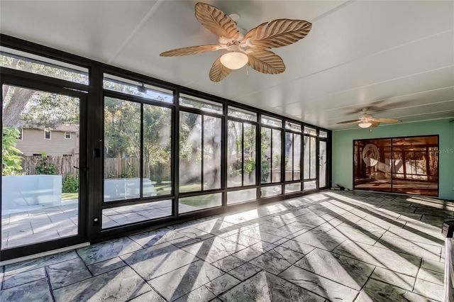 9466 127TH AVENUE, Largo, FL 33773