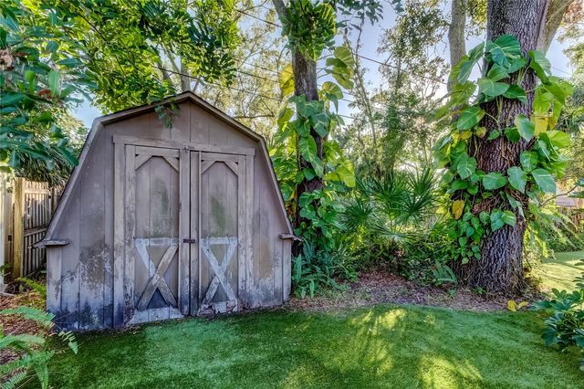 9466 127TH AVENUE, Largo, FL 33773