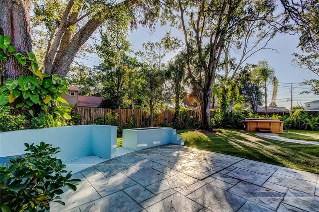 9466 127TH AVENUE, Largo, FL 33773