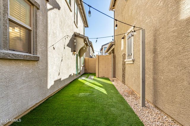 1712 S 82ND Place, Mesa, AZ 85209