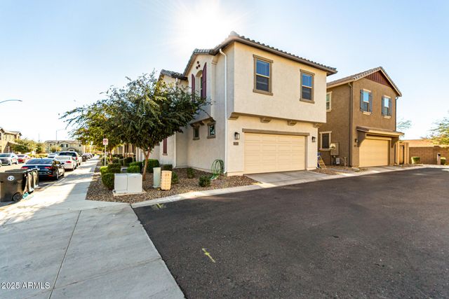 1712 S 82ND Place, Mesa, AZ 85209