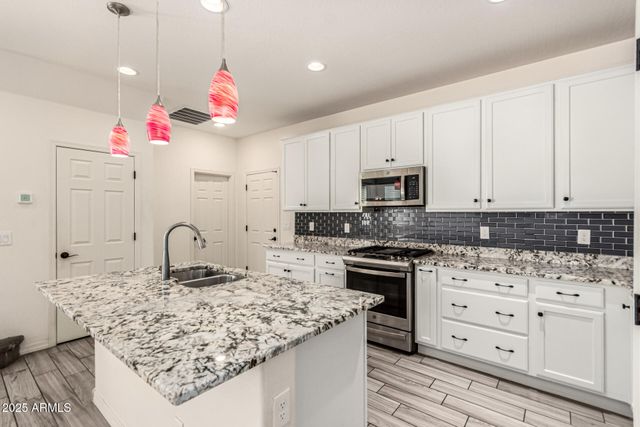 1712 S 82ND Place, Mesa, AZ 85209