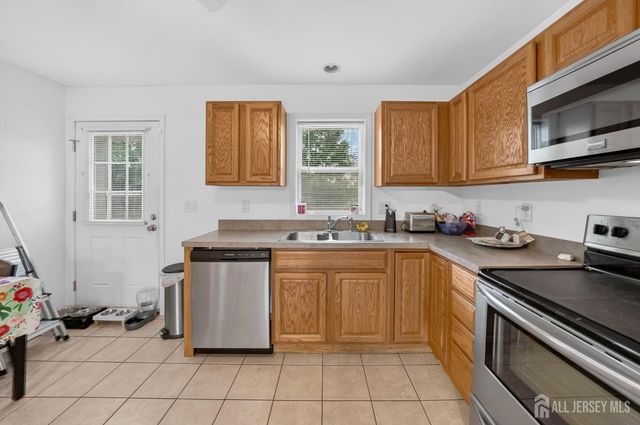 907 Harris Avenue, Union Beach, NJ 07735