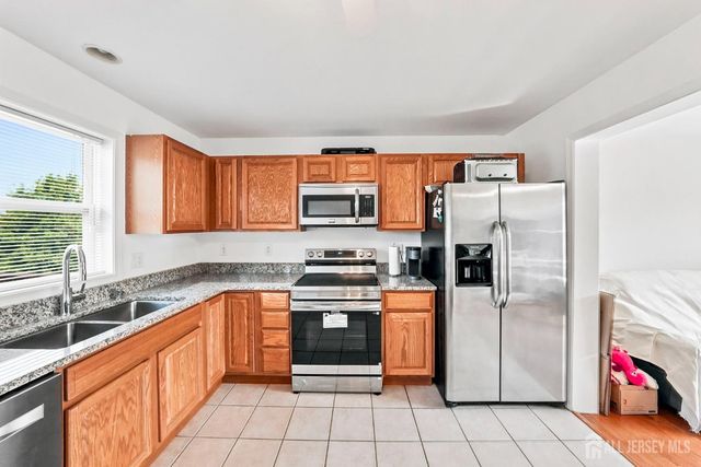 907 Harris Avenue, Union Beach, NJ 07735