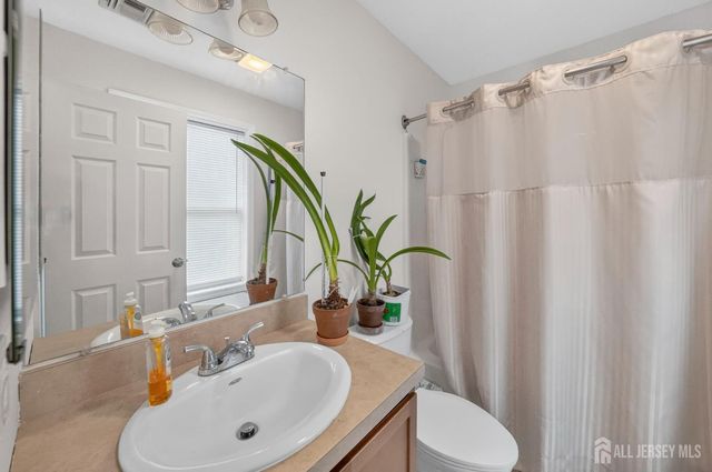 907 Harris Avenue, Union Beach, NJ 07735