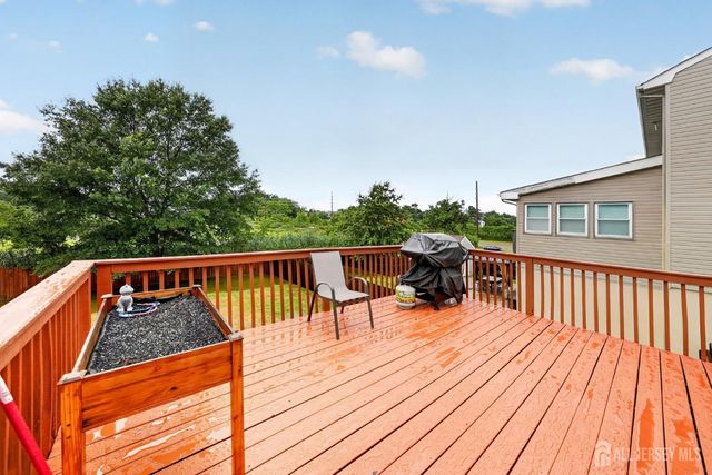 907 Harris Avenue, Union Beach, NJ 07735