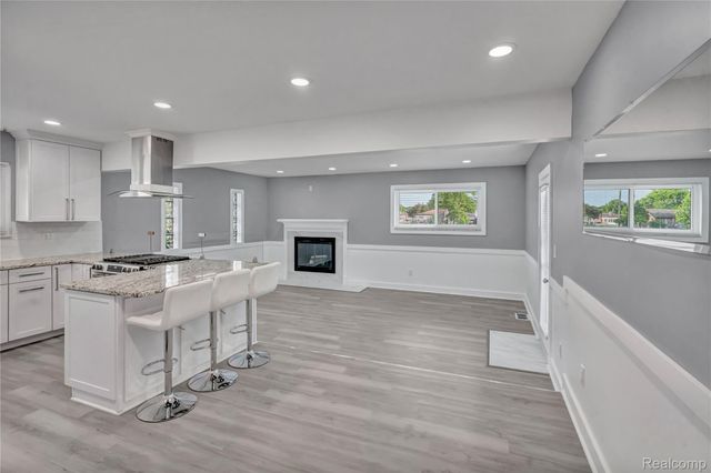 13612 Canterbury Drive, Sterling Heights, MI 48312