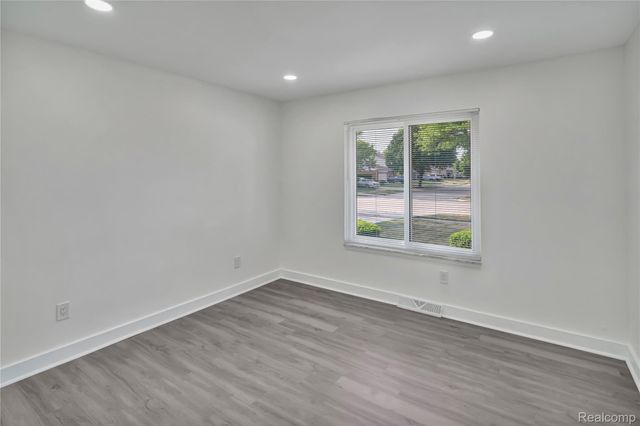 13612 Canterbury Drive, Sterling Heights, MI 48312