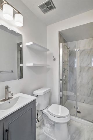 13612 Canterbury Drive, Sterling Heights, MI 48312