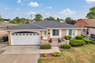 13612 Canterbury Drive, Sterling Heights, MI 48312