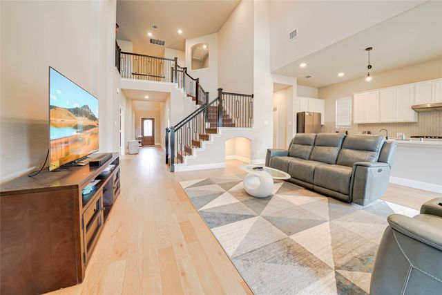 707 Gatecrest Drive, Fate, TX 75087
