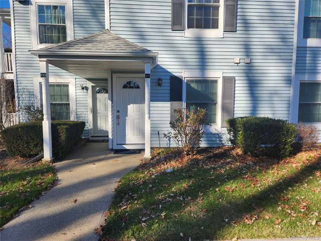 334 Artist Lake Drive, Middle Island, NY 11953