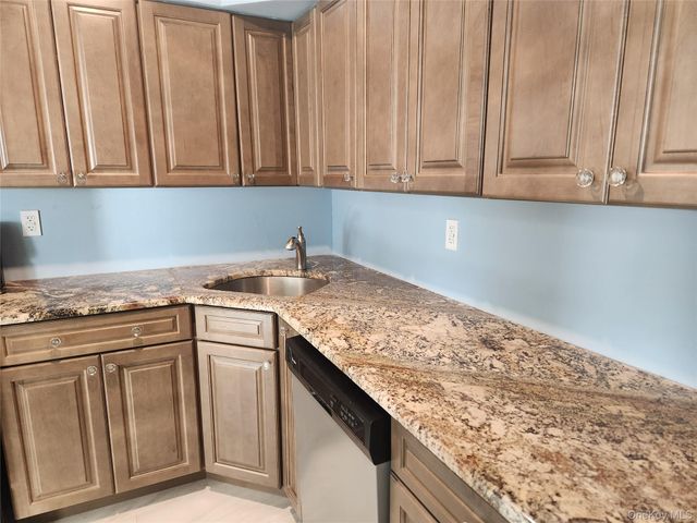 334 Artist Lake Drive, Middle Island, NY 11953