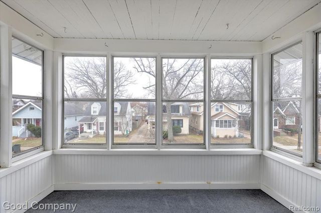 271 E Woodland Street, Ferndale, MI 48220