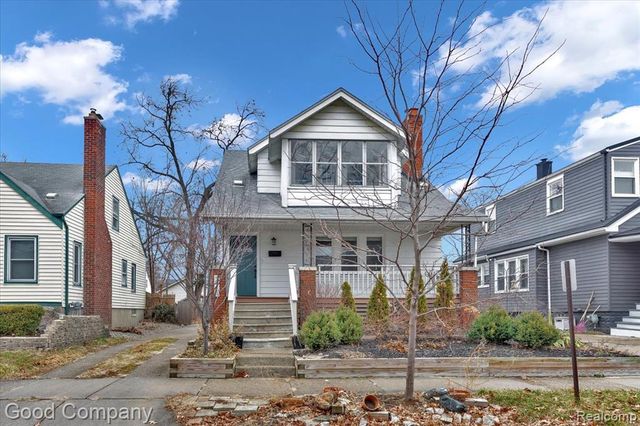 271 E Woodland Street, Ferndale, MI 48220