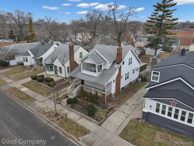 271 E Woodland Street, Ferndale, MI 48220