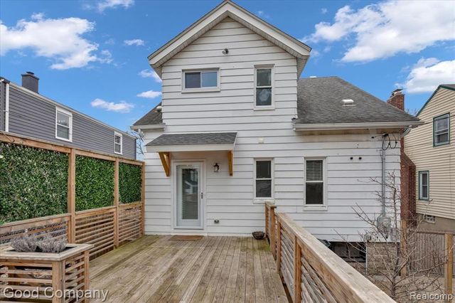 271 E Woodland Street, Ferndale, MI 48220