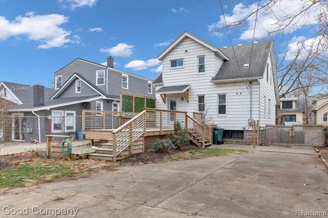 271 E Woodland Street, Ferndale, MI 48220