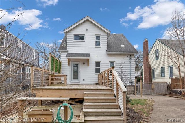 271 E Woodland Street, Ferndale, MI 48220