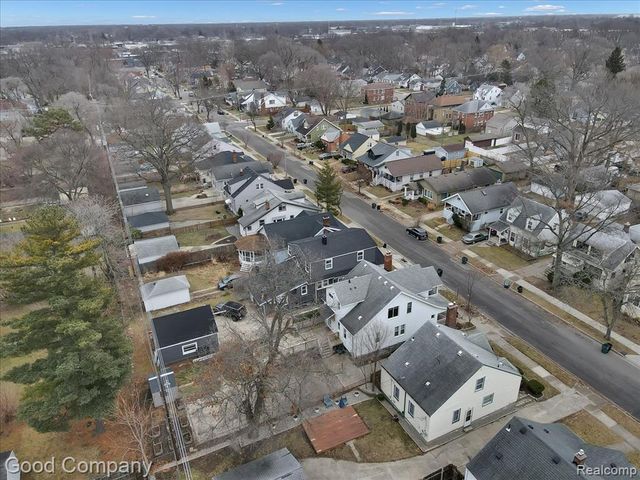 271 E Woodland Street, Ferndale, MI 48220