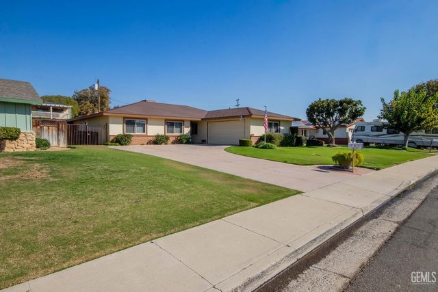 4512 Skye Drive, Bakersfield, CA 93308