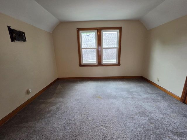3265 S Burrell STREET, Milwaukee, WI 53207
