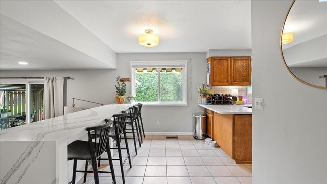 1947 Sheridan Pl., Richland, WA 99352