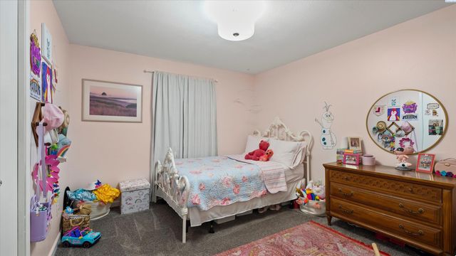 1947 Sheridan Pl., Richland, WA 99352