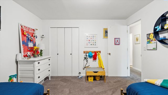 1947 Sheridan Pl., Richland, WA 99352