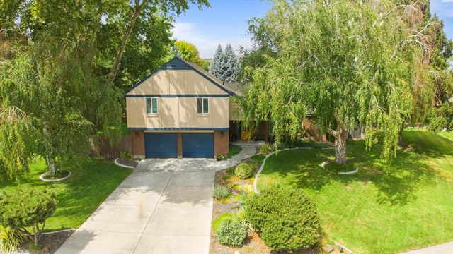 1947 Sheridan Pl., Richland, WA 99352