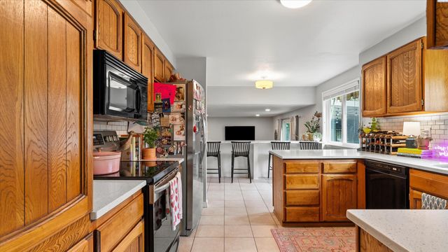 1947 Sheridan Pl., Richland, WA 99352