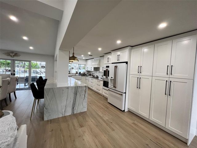 3000 Jasmine Terrace, Delray Beach, FL 33483