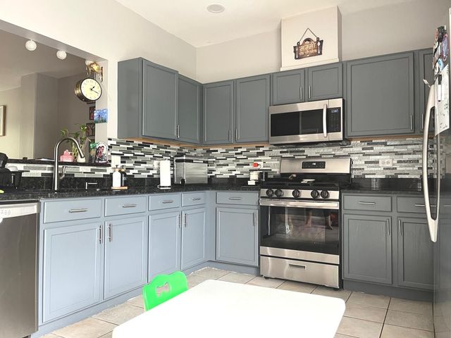 3472 Ravinia Circle 3472, Aurora, IL 60504