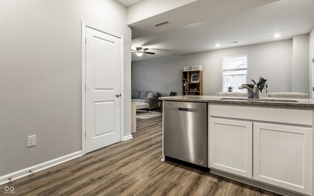 2657 Lamar Drive, Whitestown, IN 46075