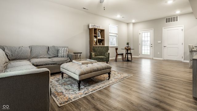 2657 Lamar Drive, Whitestown, IN 46075