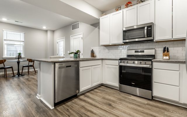 2657 Lamar Drive, Whitestown, IN 46075