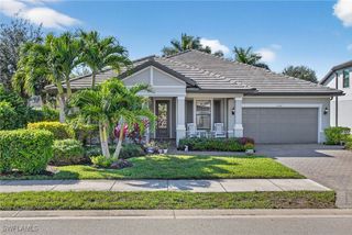 2306 Tangerine LN, Naples, FL 34120