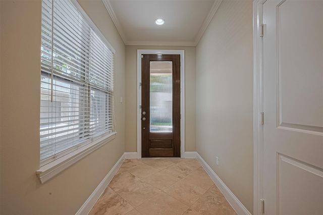 2910 Leeland Street, Houston, TX 77003