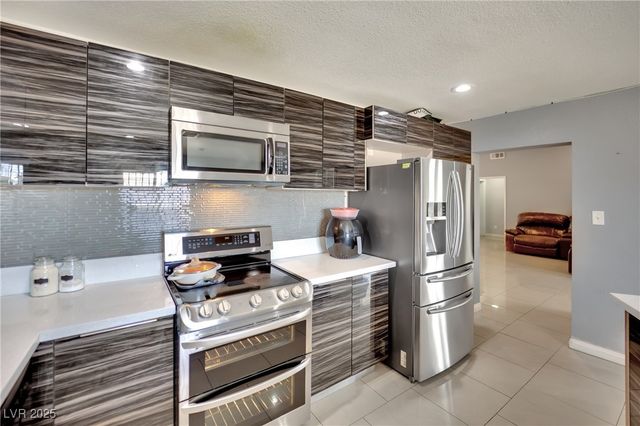 5807 Madre Mesa Drive, Las Vegas, NV 89108