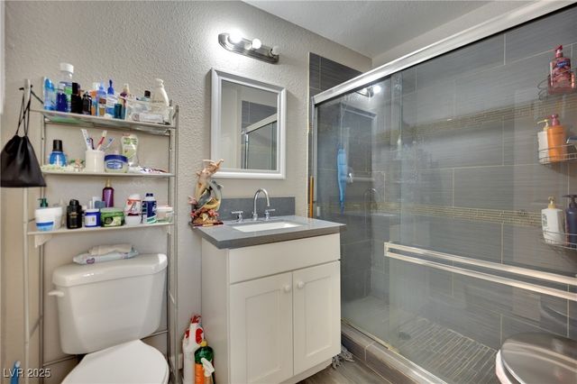 5807 Madre Mesa Drive, Las Vegas, NV 89108