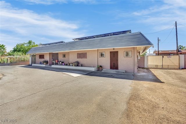 5807 Madre Mesa Drive, Las Vegas, NV 89108