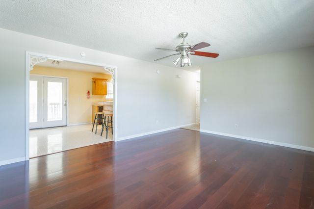 1097 Harvest Knoll Lane, Soddy Daisy, TN 37379