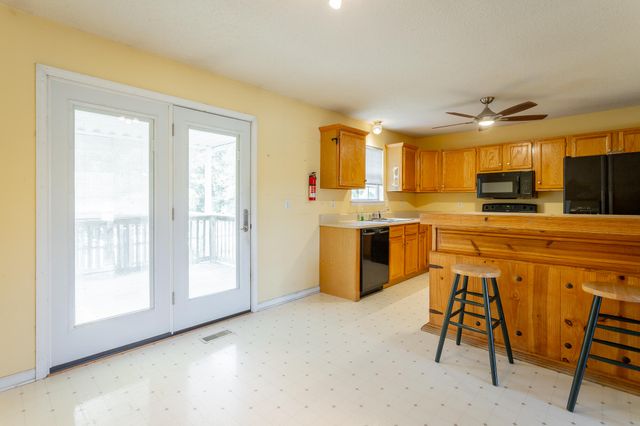 1097 Harvest Knoll Lane, Soddy Daisy, TN 37379