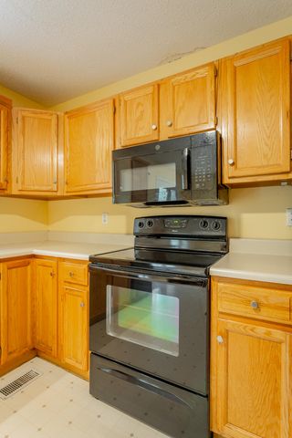 1097 Harvest Knoll Lane, Soddy Daisy, TN 37379