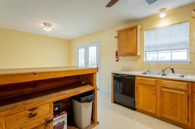 1097 Harvest Knoll Lane, Soddy Daisy, TN 37379