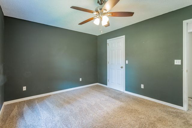 1097 Harvest Knoll Lane, Soddy Daisy, TN 37379